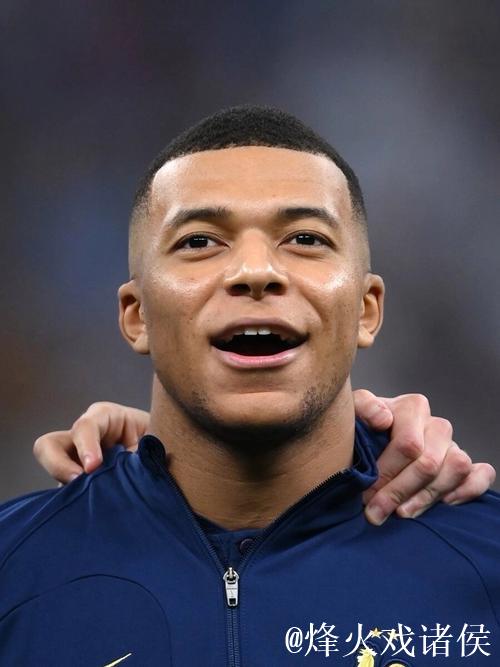 科贝尔谈乔布红牌：这张红牌的责任在我，这球我